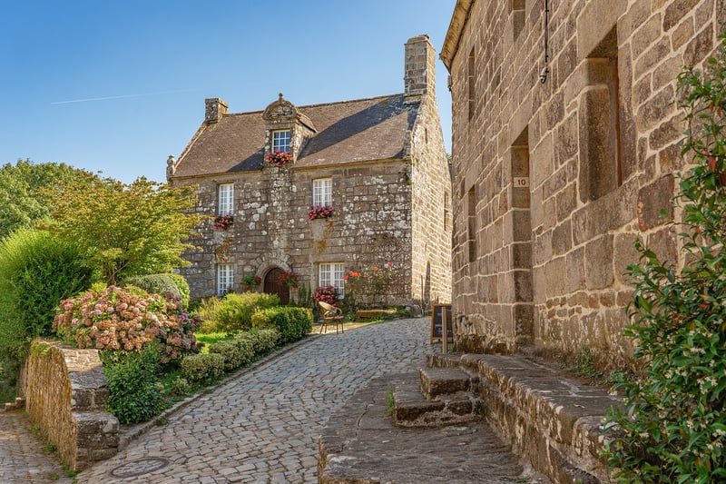 Castle Siege